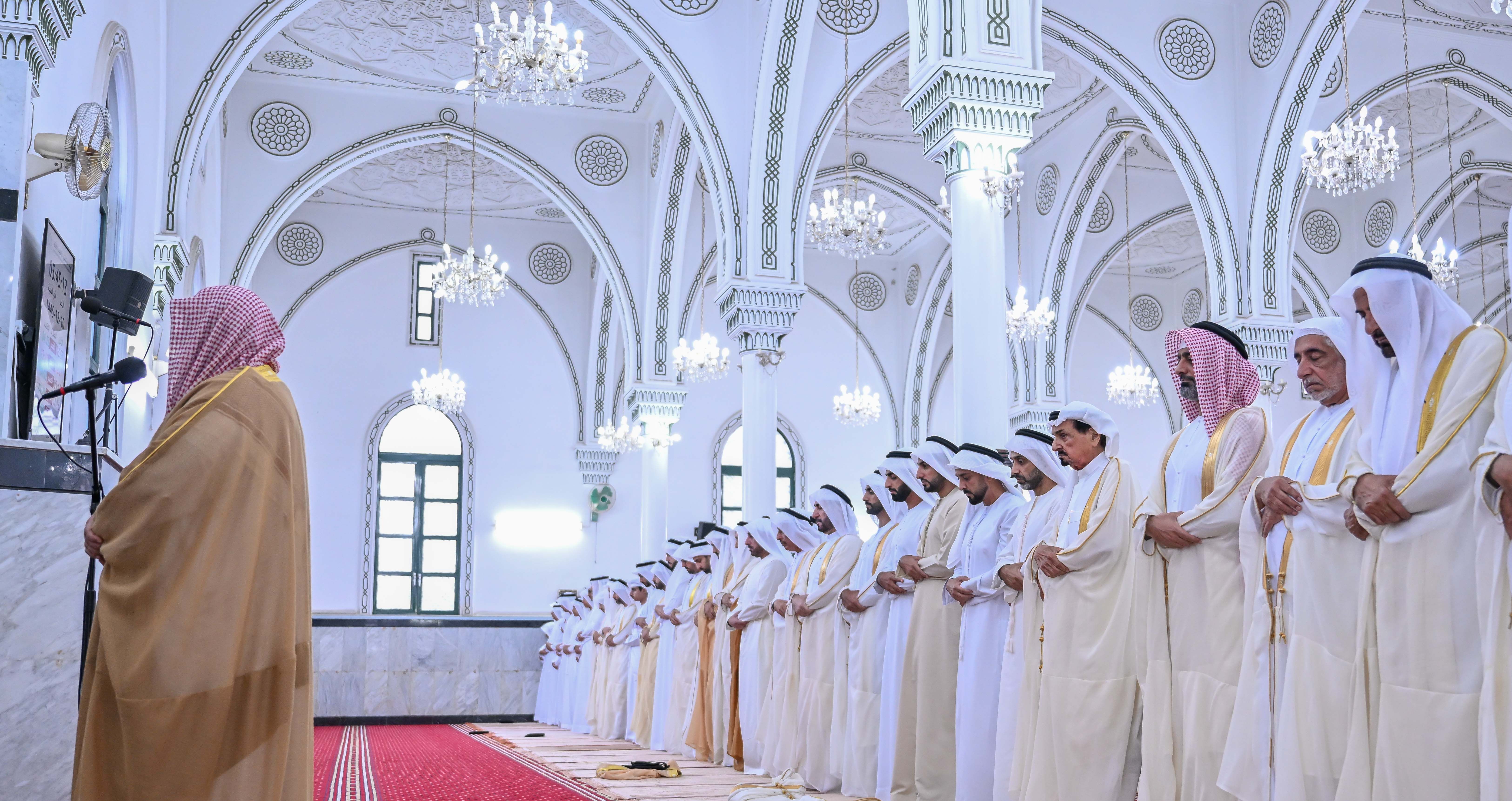 Ajman Sheikh Zayed Mosque (2)