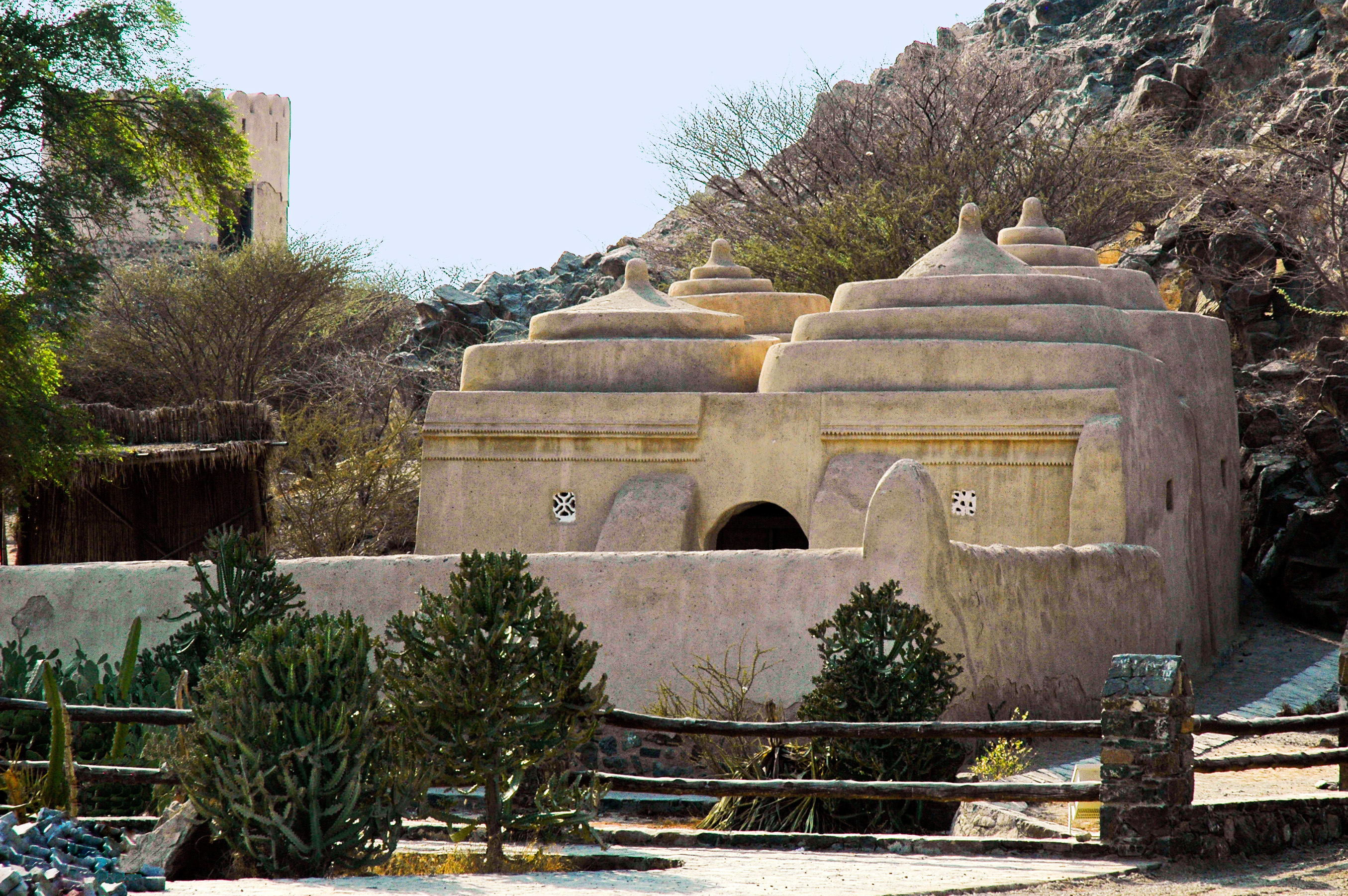 Al_Badiyah_Mosque,_Fujairah,_UAE