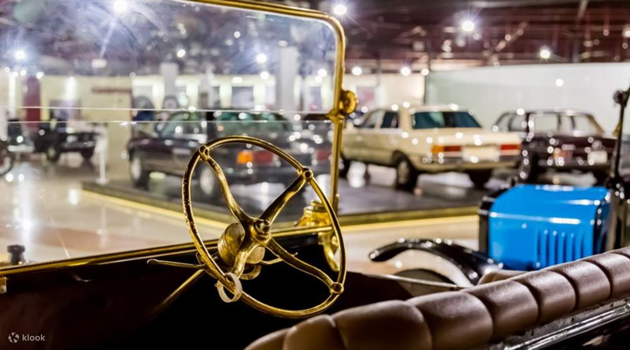 Sharjah Classic Cars Museum tours
