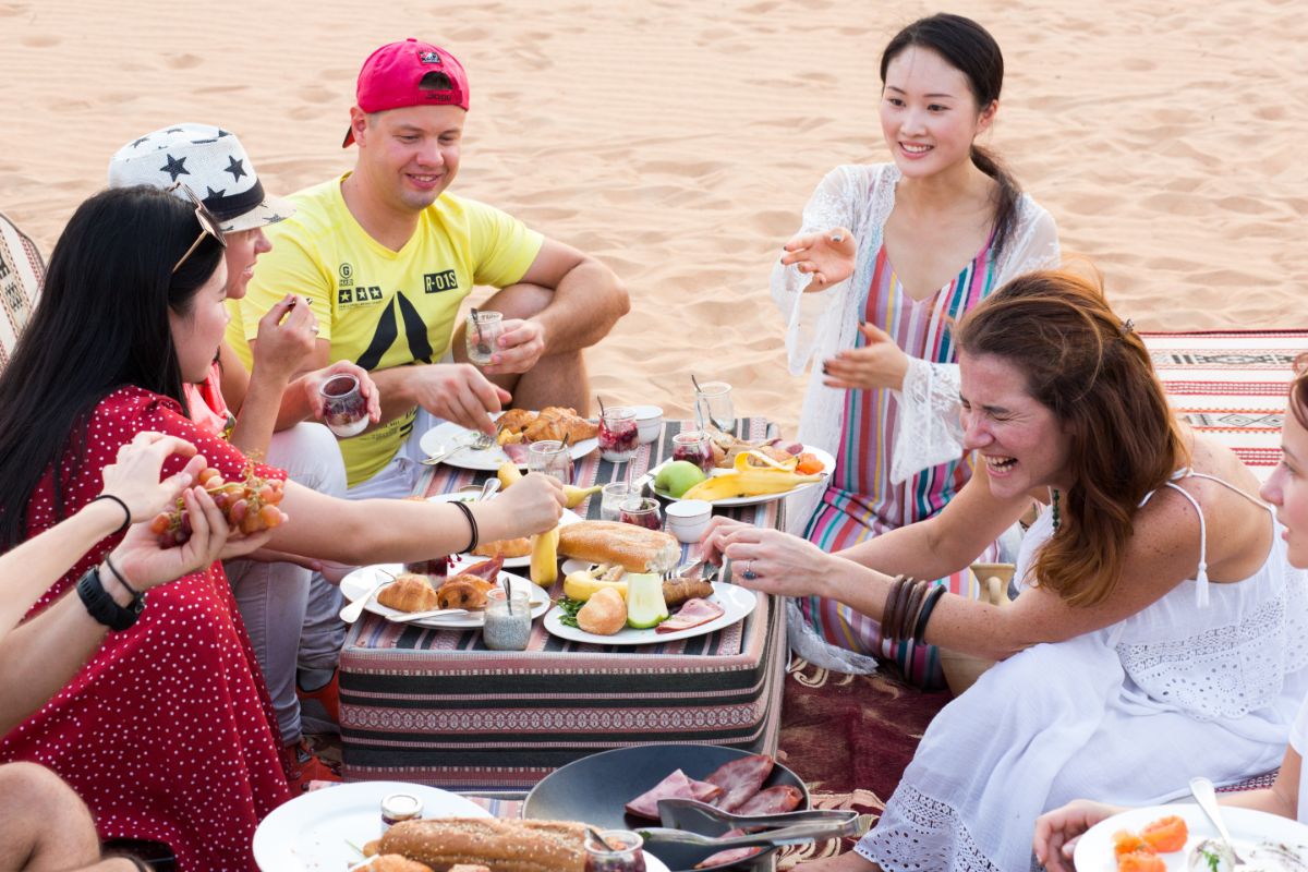 Sunrise Hot Air Balloon Ras Al Khaimah breakfast