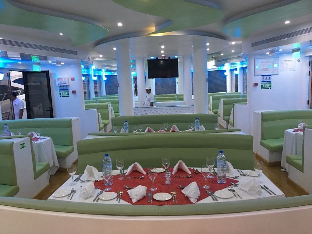 dhow cruise marina dubai