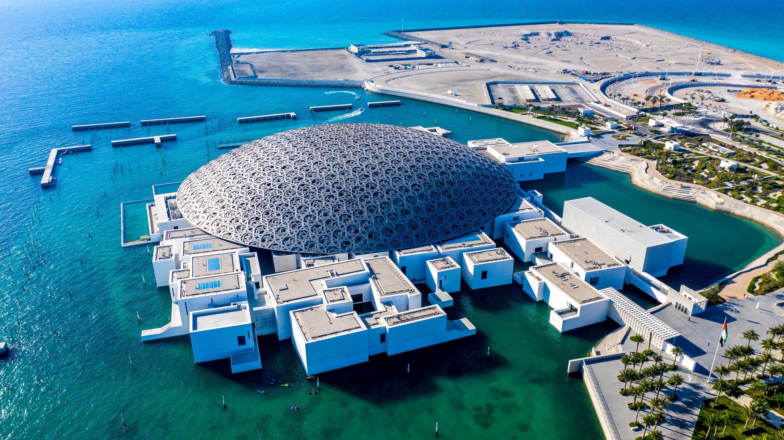 louvre abu dhabi timings